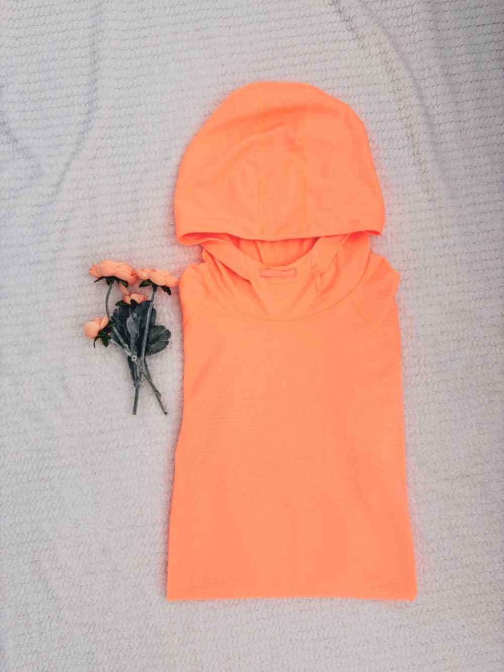 Under Armour Women’s Running Top Neon Orange XL High Visibility Reflective logos - Picture 4 of 7